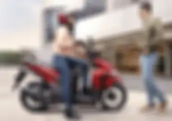 Masih Banyak Salah, Begini Posisi Riding Naik Motor Skutik Yang Safety