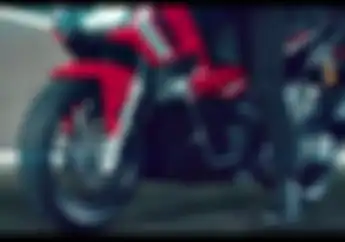 Ribut Skutik Adventure Honda ADV150 Sok Depan Jeduk, Begini Komentar Netizen 