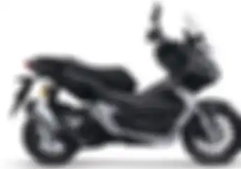 Uang Rp 4  juta Bisa Langsung Pesen Skutik Adventure Honda ADV150 ABS, Kok Murah YamahaNMAX Ya?