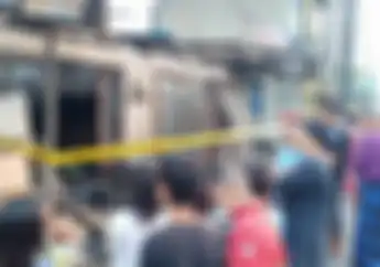 Efek Listrik Mati Warga Berhamburan Satu Tewas, Kendaraan Putar Balik Menghindar Jilatan Api 