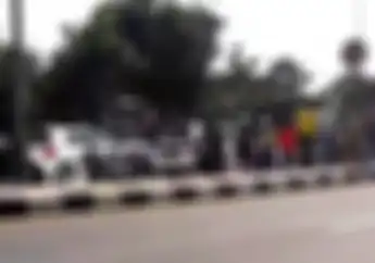 Jalur Yogyakarta-Solo Macet Total, Yamaha NMAX Dipalang Polisi, Seorang Pemuda Gak Berkutik