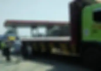 Jalanan Macet, Pengendara Suzuki Smash Meregang Nyawa Disambar Truk, Kendaraan Roda Tiga Buron