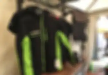 Gak Cuma Motor, Kawasaki Juga Berikan Potongan Harga Buat Apparel, Ada yang Sampai 50 Persen