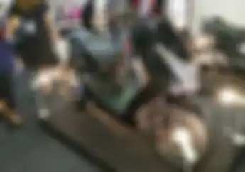Mirip Honda PCX, Motor Listrik Lokal Ini Bisa Top Speed 100 km/jam