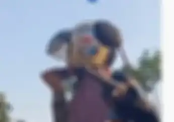 Ditangkap Saat Razia, Pemotor Perempuan Langsung Menangis Histeris, Motor Baru Jadi Penyebab