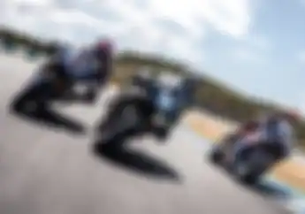 Video Proses Foto Yamaha R1 2020, Fotografer Ini Nyaris Merenggang Nyawa