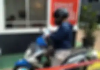 Enggak Banyak Yang Tahu, Video Bayar Tilang Cepat Gak Perlu Turun Dari Motor, Loh