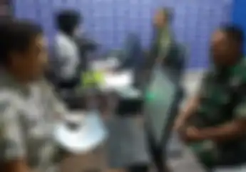 Sambut HUT TNI ke-74, 50 Anggota TNI Dapat Hadiah Perpanjangan SIM Gratis