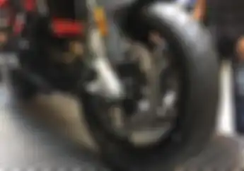 Pakai Pelek Berdesain Baru, Moge Aprilia Shiver 900 Jadi Lebih Enteng! Ini Data Bobotnya