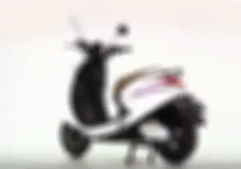 Sering Dilakukan Saat Mencuci Motor Biasa, Ternyata Hal Ini Enggak Boleh Dilakukan Saat Mencuci Motor Listrik