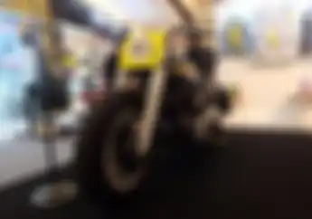 Komplet! Custom Collaboration 2019 Segala Ada, Helm Sampai Motor Custom Dipajang
