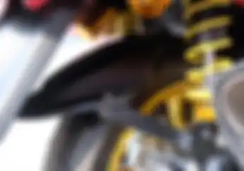 Musim Hujan Tiba, Pemilik Yamaha NMAX Harus Pasang Aksesoris Ini, Biar Aman Selama Perjalanan