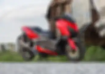 Terlihat Biasa Saja, Yamaha XMAX Merah Ini Ternyata Bengis, Mesin 400 Cc Pakai Piston 82Mm