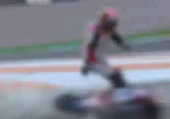 Pembalap Banyak Yang Jatuh MotoGP Valencia 2019, Ini Dia Penyebabnya