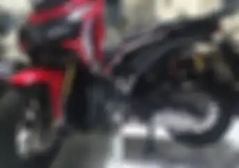 Sulap Honda ADV150 Mirip X-ADV 750, Cangkok Suspensi Upside Down, Mesin Makin Mundur