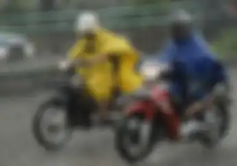 Pemotor Harus Waspada, BMKG Kasih Peringatan Wilayah Jakarta Bakal Dilanda Hujan Hari Ini, Simak Beberapa Lokasinya