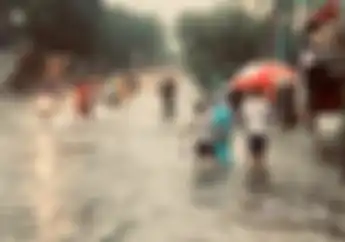 Ancaman Banjir Belum Berakhir, Hujan dan Angin Kencang Masih Menghantui Wilayah Ini, Pemotor Harus Waspada