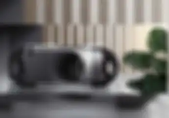 Punya Bentuk Aneh, Modifikasi Motor Listrik Ini Mirip Flashdisk, Tapi Bisa Dipakai Buat Balapan