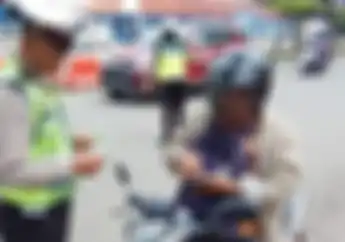 Kata Siapa Petugas Boleh Tilang STNK Yang Telat Bayar Pajak? ini Kata Polisi
