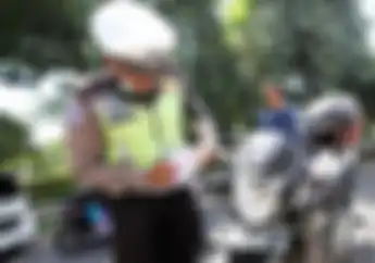 Awas, Lupa Nyalakan Lampu Depan, Bikers Bisa Kena Denda Segini