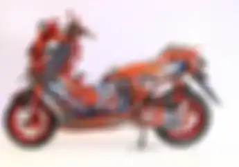 Bodi Full Spiderman, Modifikasi Motor Yamaha NMAX Bernuansa Superhero dan Part Mewah