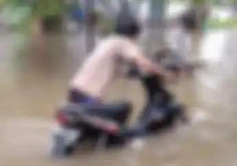 6 Komponen Rawan Yang Mesti Dicek Setelah Terobos Banjir, Simak Bro
