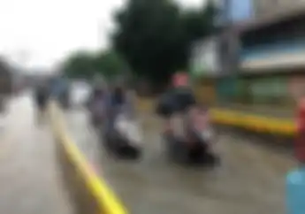 Berani Terobos Banjir Motor Wajib Langsung Ganti Oli, Cegah Efek Domino