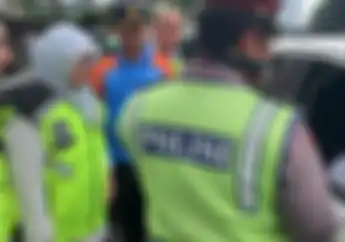 Reaksi Polisi Ketika Mau Tilang Anak Presiden Jokowi Dalam Razia