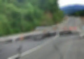 Sudah Seminggu Ambles dan Membahayakan, Jalur Lingkar Timur Jatigede Sumedang Belum Ditangani