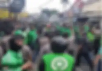 Mencekam Pasca Kerusuhan dengan Debt Collector Teror Order Fiktif Menghantui Driver Ojol dan Auto Cancel  