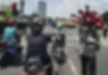 Ternyata Efeknya Begini Saat Bodi Motor Disemprot Disinfektan