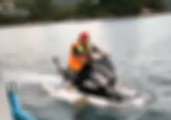 Video Yamaha NMAX Gaspol Di Air Mirip Jetski, Bikin Tercengang 