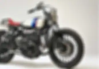 TWO FACE: BMW R100RS 1982 Garapan Deus Ex Machina Jepang Terakhir