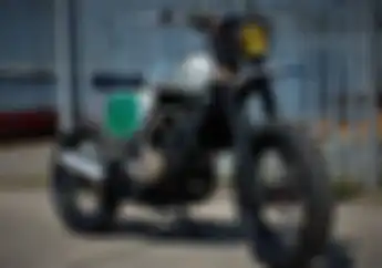 Nyentrik Banget, Honda CR250 Ini Pakai Konsep Scrambler, Tampilannya Jadi Makin Macho