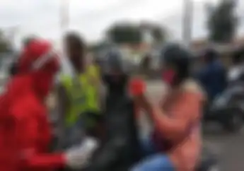 Horeee Kini Pemotor Santai Lewati Cek Poin Daerah Ini, Naik Motor Boncengan Enggak Disuruh Putar Balik