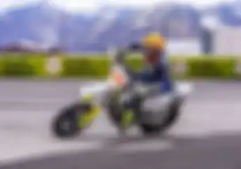 Bahagia Banget Sirkuit Andorra Dibuka Kembali, Pembalap MotoGP Tito Rabat Latihan Sampai Jatuh