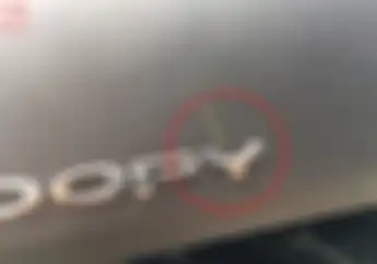 Banyak yang Penasaran, Ini Alasan Kenapa Motor Baru Banyak Goresan Berwarna pada Bodinya