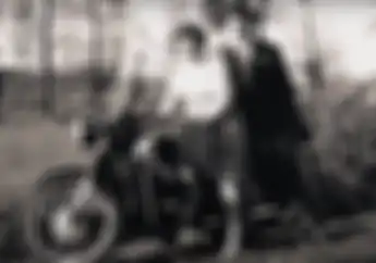 Bikin Air Mata Berlinang, Kakek Usia 90 Tahun Bertemu Motor Kenangan 60 Tahun Lalu