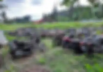 Kolektor Dijamin Melongo, Terparkir di Hutan dan Body Karatan, Ternyata Ratusan Motor Lawas Ini Dijual
