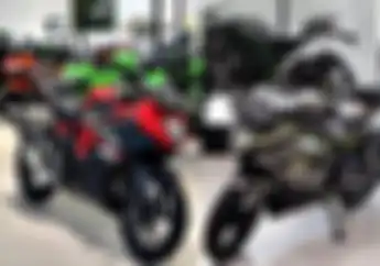 Cuci Gudang Kawasaki Kasih Diskon Spesial Buat Ninja 250SL dan KLX 150L