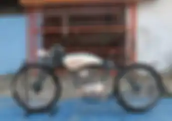 Pakai Mesin Honda GL Max, Motor Custom Aliran Board Tracker Garapan SMK Mercusuar Tampil Ciamik