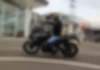 Jangan Sepelekan Spion, Ini Ukuran yang Aman Sesuasi Spek Pabrikan Motor
