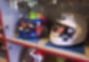 Suka Koleksi Helm, Simak Trik Menyimpan Helm yang Jarang Dipakai