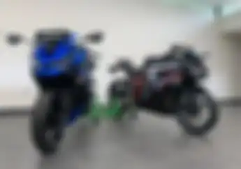 Gokil Bro! Warna Kawasaki Ninja 250 4 Silinder Alias ZX-25R Ada yang Mirip Motor 2-Tak