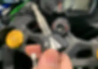 Belum Keyless, Tapi Maling Dijamin Nyerah Bobol Kawasaki Ninja 250 4 Silinder Atau ZX-25R