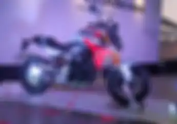 Waduh BMW F 900 R Sudah Bisa Dipesan, Tapi Harus Inden 2 Bulan?