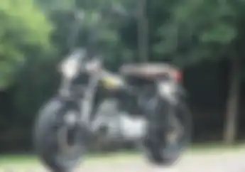 Honda DAX Custom Hasil Rekayasa R & D RCB Racing Boy Indonesia