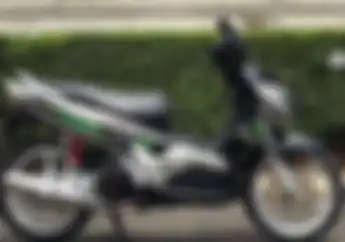Muncul Yamaha Nouvo Z 150 cc Sokbreker Tabung Kaliper Rem Nissin dan Pelek Enkei Dijual Setara Yamaha NMAX Seken