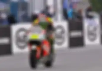 Start Posisi 3, Cal Crutchlow Langsung Terlempar ke Posisi 12 di MotoGP Aragon 2020, Ternyata Ini Penyebabnya