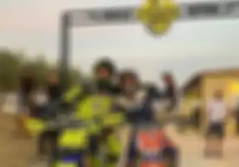 Kompak Nih Ye, Valentino Rossi dan Maverick Vinales Ngegas Bareng di VR46 Motor Ranch